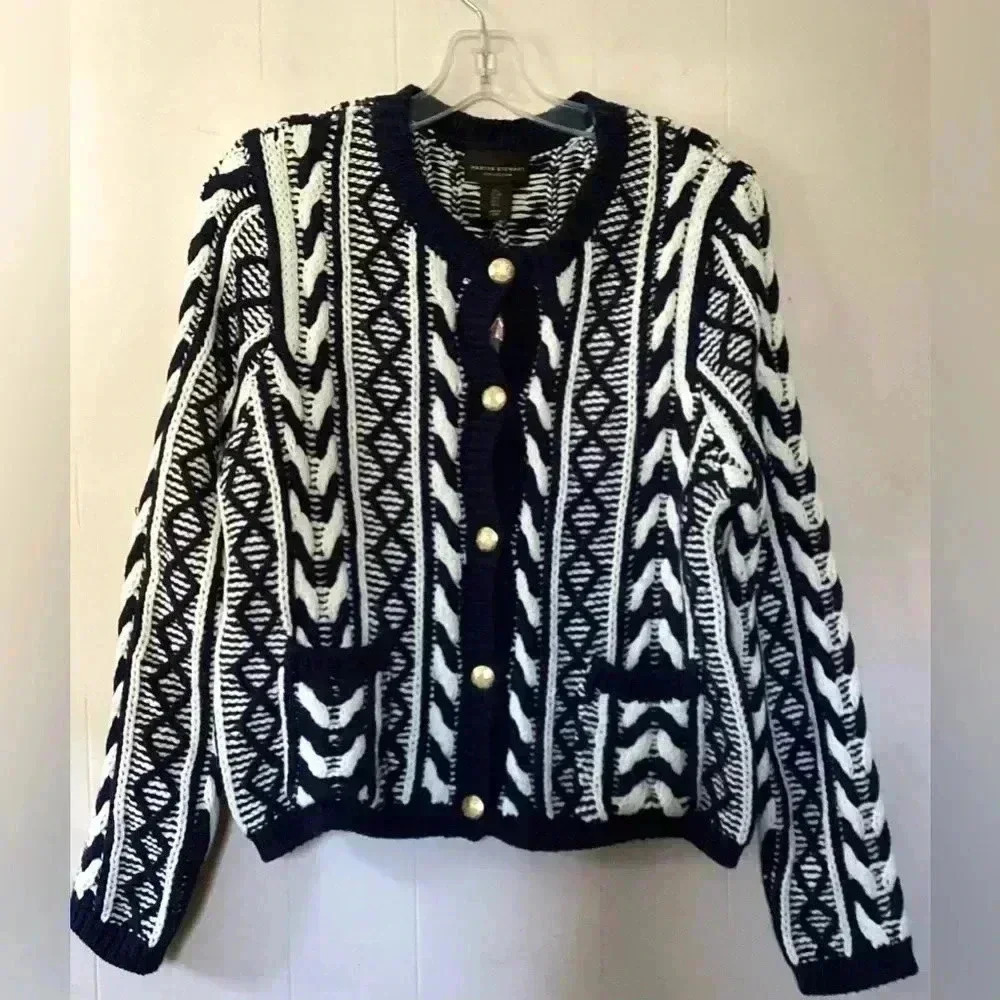 NWT Martha Stewart Cable knit Cardigan Size Large white& navy blue Cotton Blend